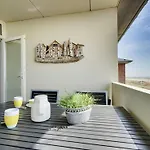 Rieterik - 50m From The Sea By Interhome 아파트